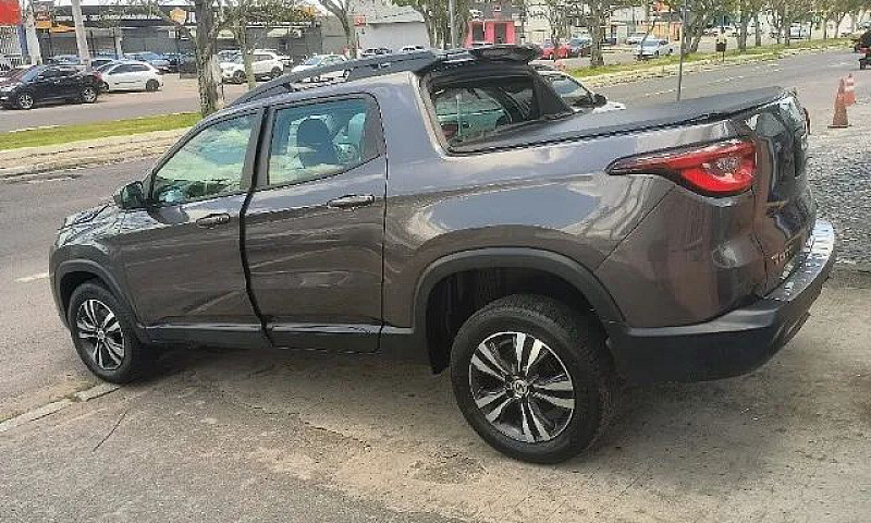 Fiat Toro Freedom 1....