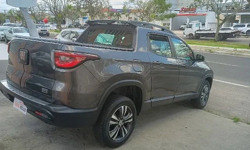 Fiat Toro Freedom 1....