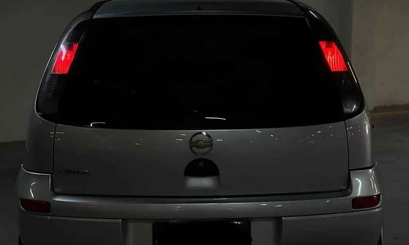 Chevrolet Corsa Hat....