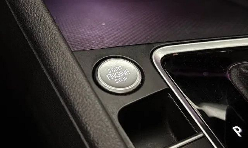 Volkswagen Jetta Com...