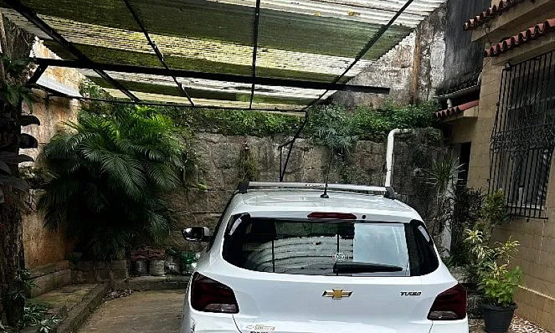 Chevrolet Onix Hatch...