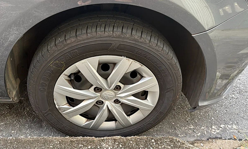Volkswagen Gol Geraç...