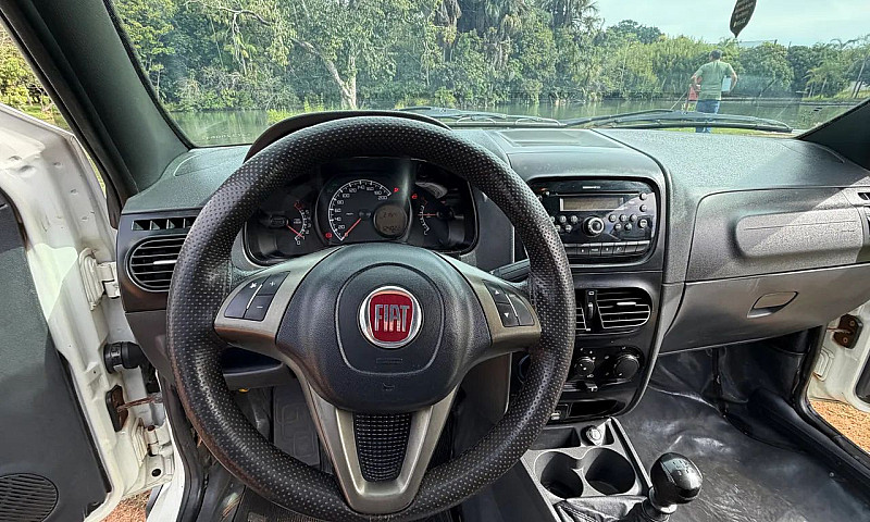 Fiat Strada Working ...