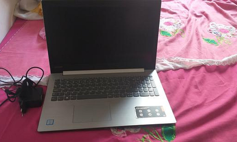 Notebook Semi Novo...