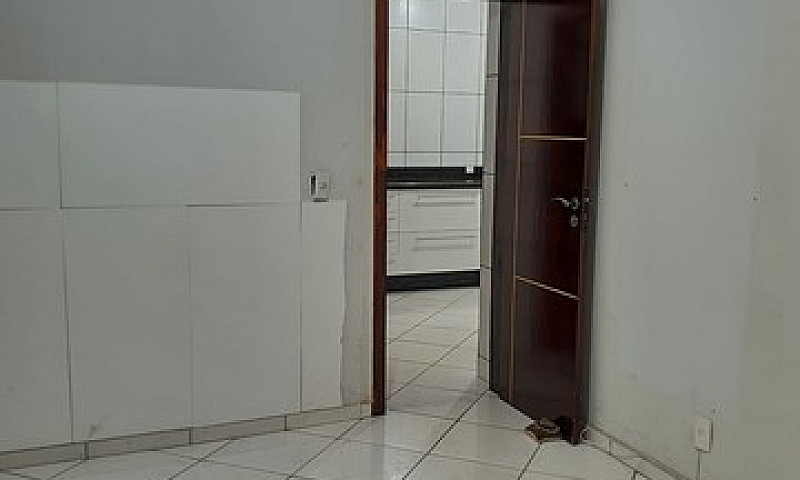 Apartamento 115 Metr...