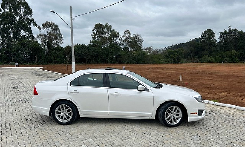 Ford Fusion 2.5 2010...