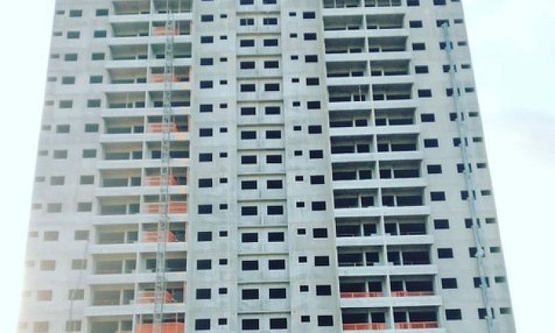 L- Apto 2 Qts, North...