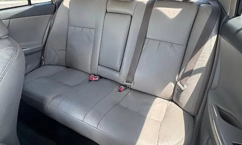 Toyota Corolla Xei 1...