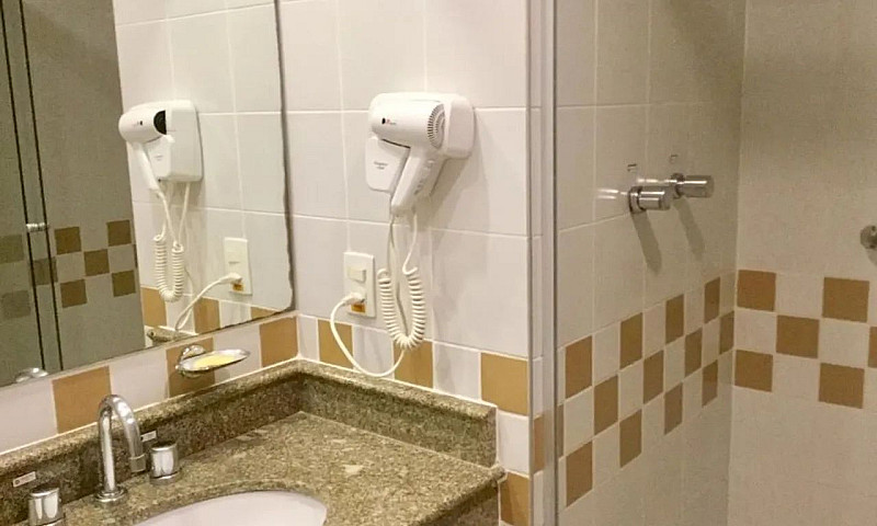Comfort Ibirapuera, ...