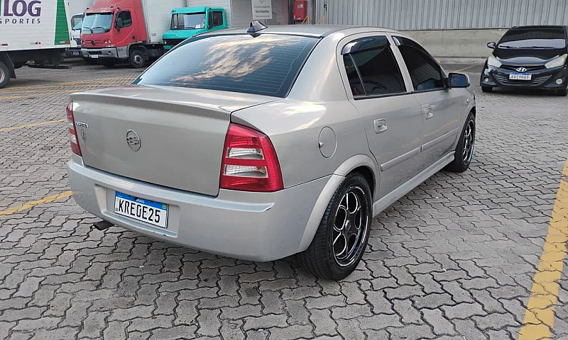 Chevrolet Astra Sed....