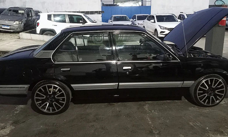Chevrolet Monza Sl/E...