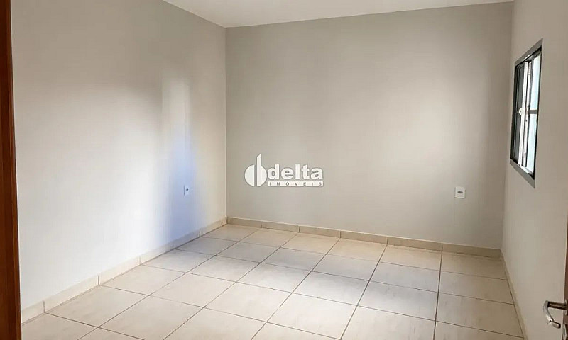 Casa Com 2 Quartos S...