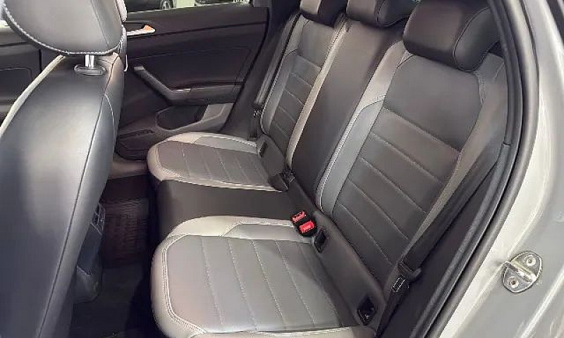 Volkswagen Nivus Hig...