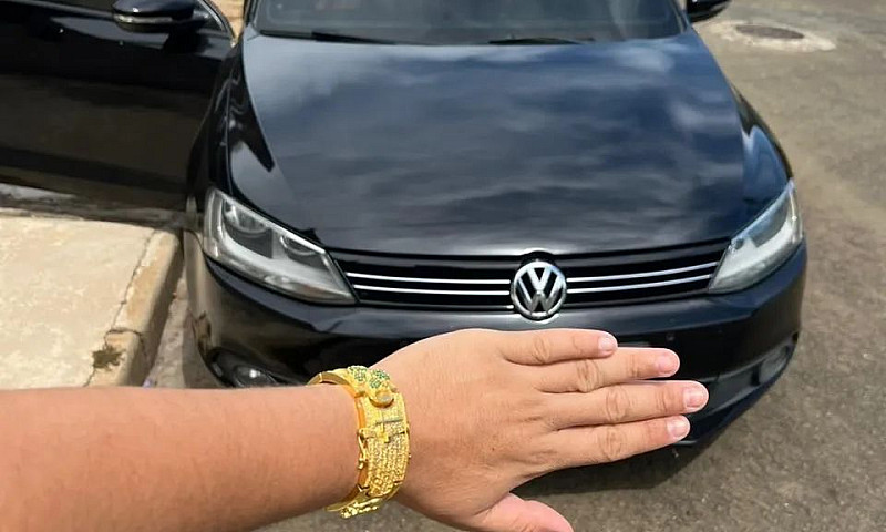 Volkswagen Jetta Com...