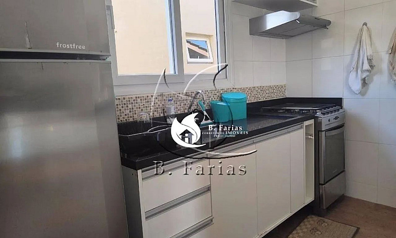 Casa Com 2 Dormitóri...