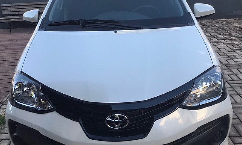 Etios X Sedan 1.5 Ma...