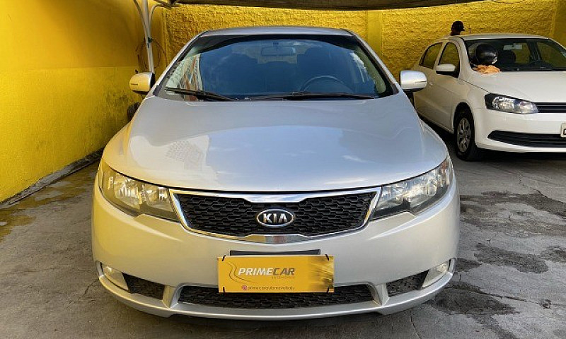 Kia Cerato 1.6...