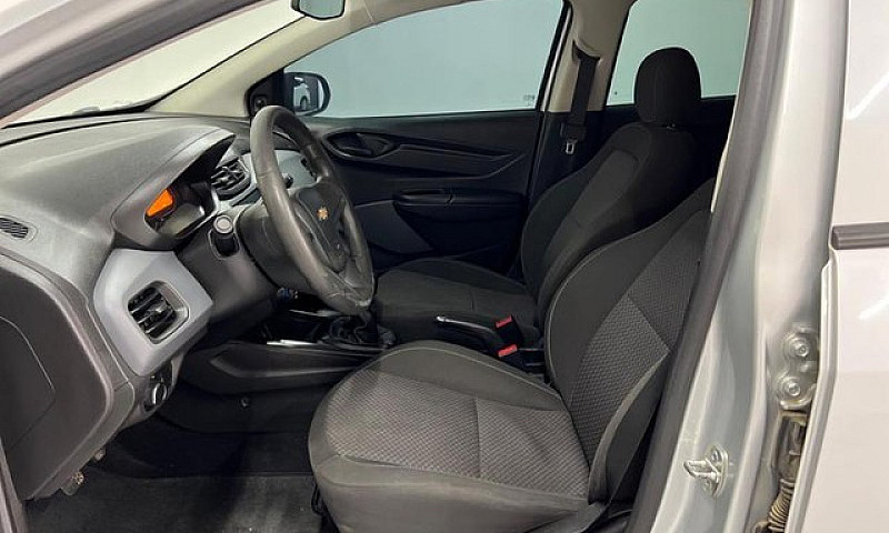 Chevrolet Onix Joy 2...