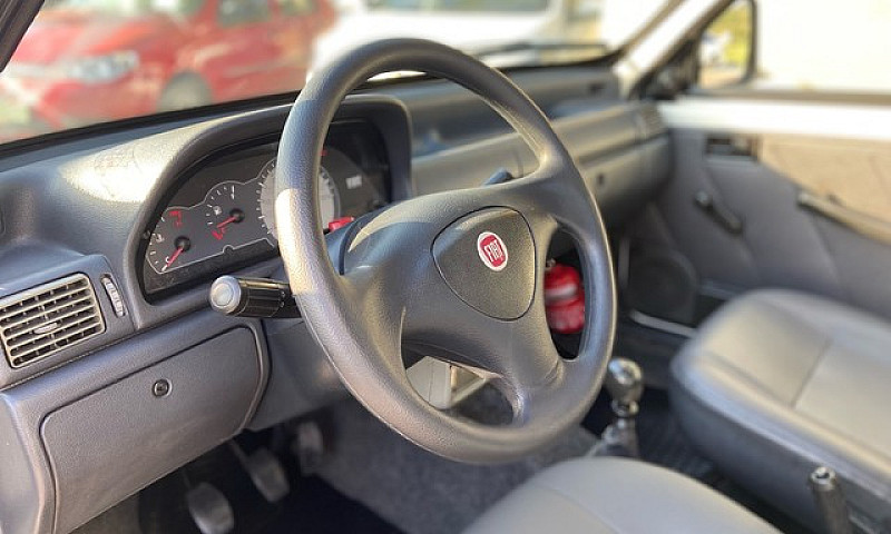 Fiorino Furgão 1.3 2...