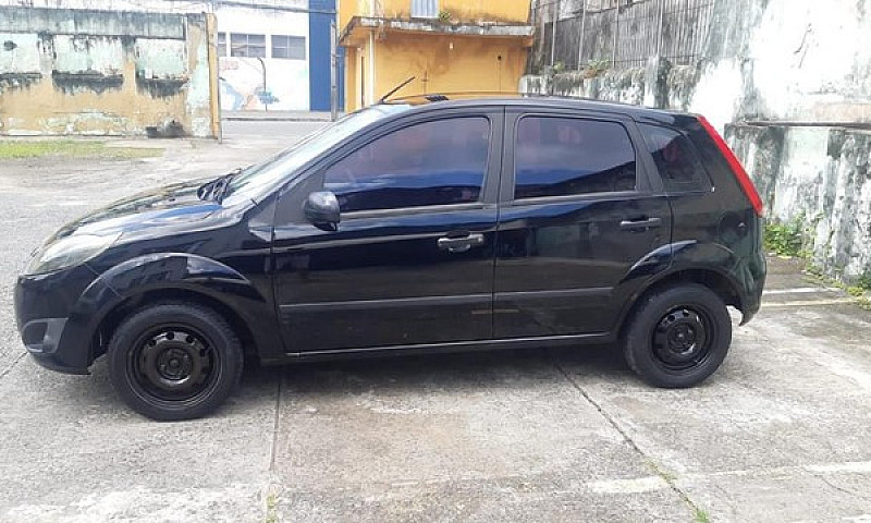 Vende-Se Fiesta Cons...