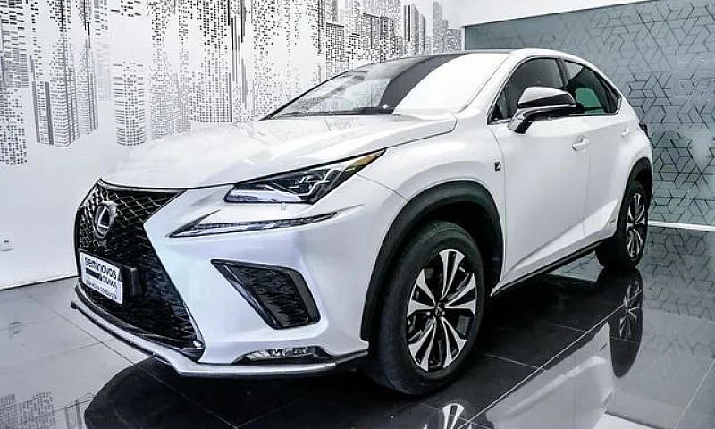 Lexus Nx 300H 2.5 16...