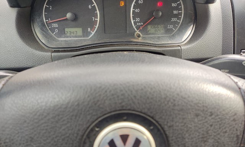 Polo Sedan 1.6 Compl...