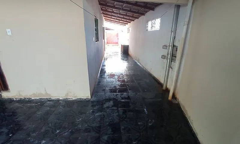 Vendo Casa Em Nerópo...