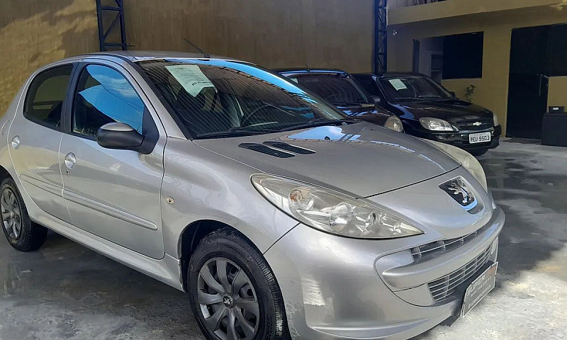 Peugeot 207 Xr 1.4 F...