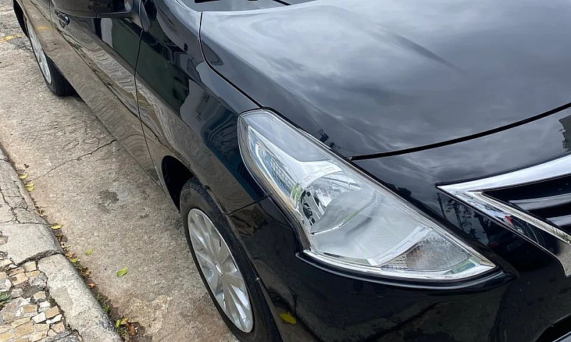 Nissan Versa 1.0 12V...