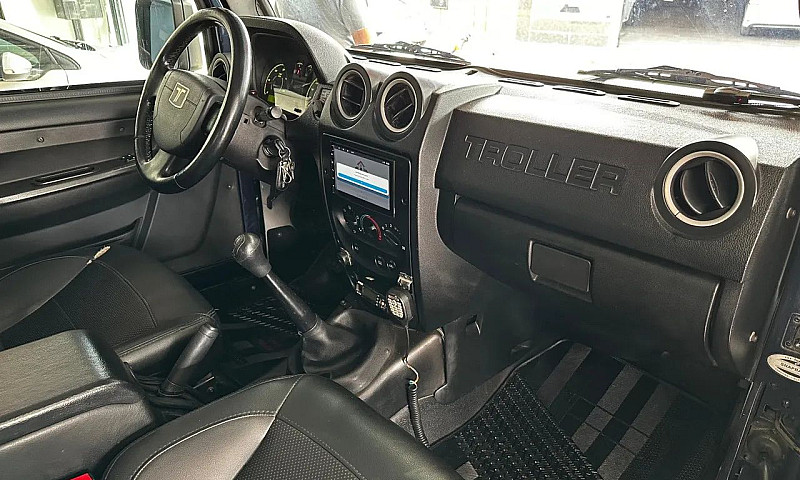 Troller T-4 4X4 2.8 ...