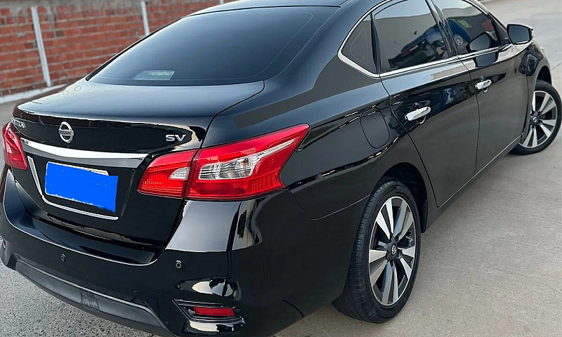 Nissan Sentra Sv 2.0...
