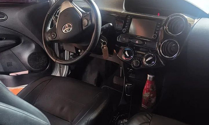 Toyota Etios Platinu...