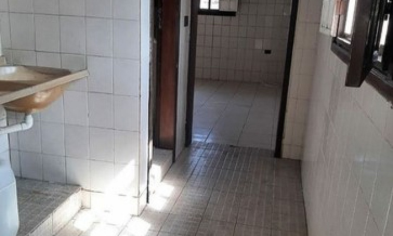 Casa Com 1 Quarto Mo...