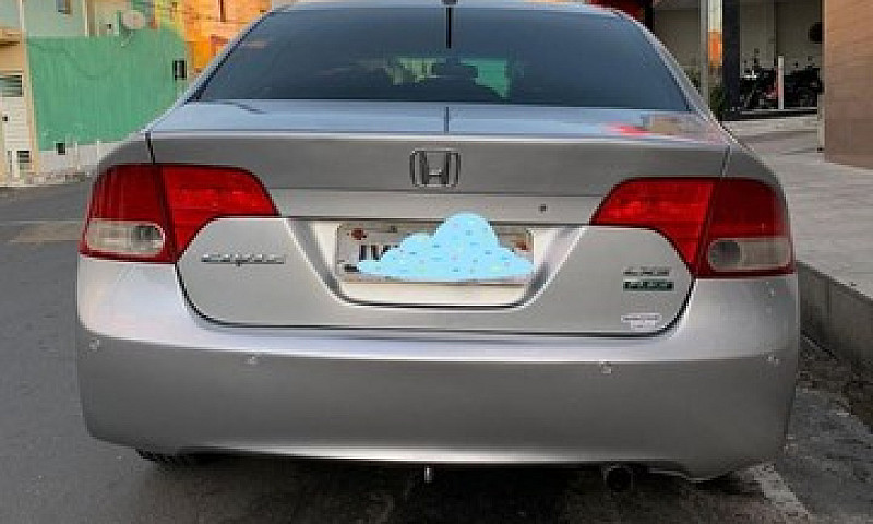 Honda Civic 1.8 2008...