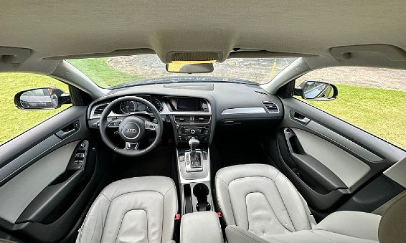 Audi A4 Attraction 2...