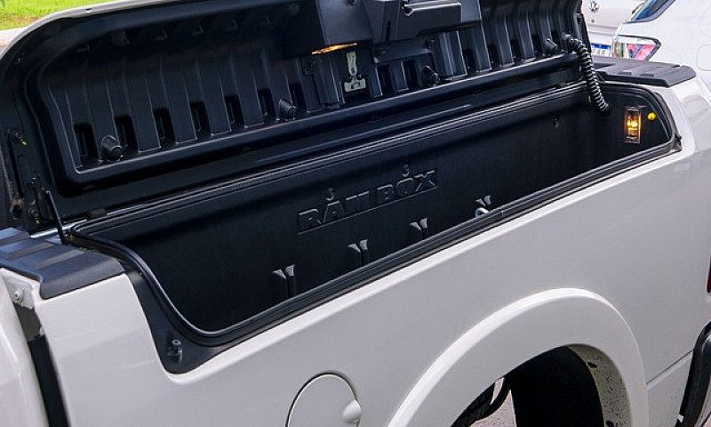 Ram 2500 Laramie  6....