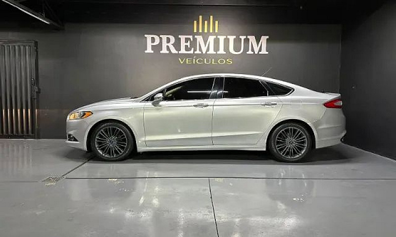 Ford Fusion Titanium...