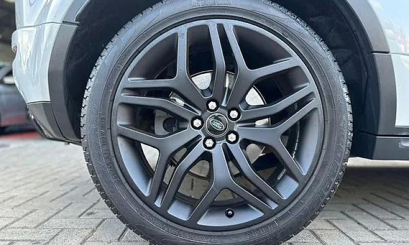 Land Rover Evoque P2...