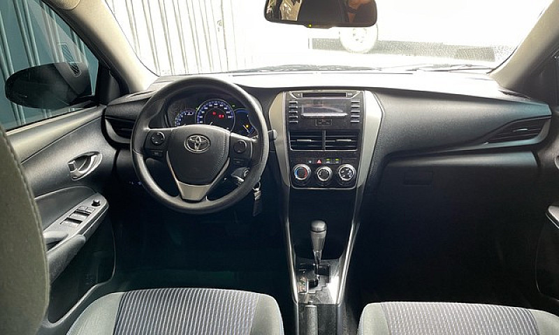 Toyota Yaris Xl Auto...
