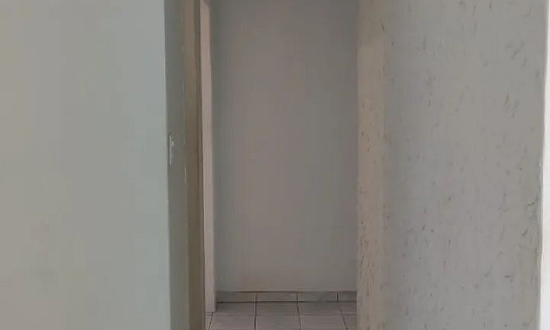 Aluga-Se Apartamento...