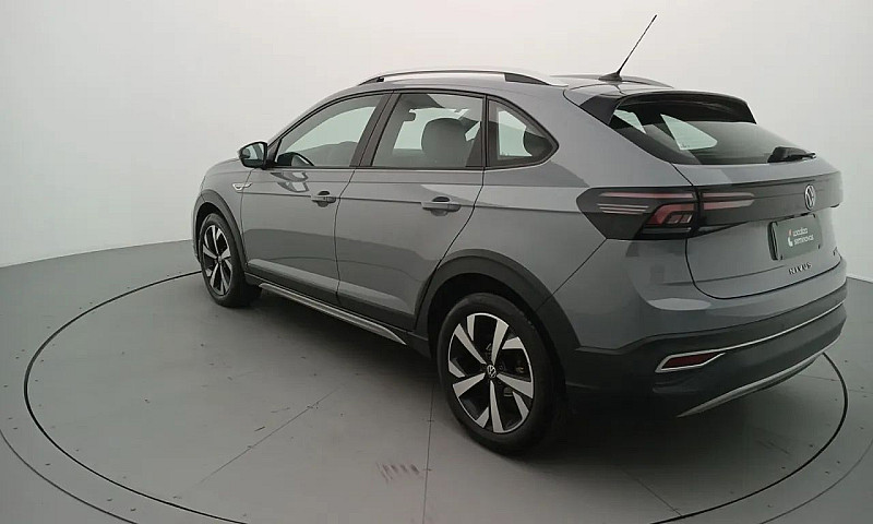 Volkswagen Nivus Hig...