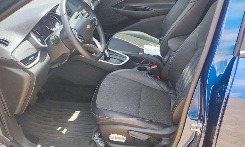 Chevrolet Onix Hatch...