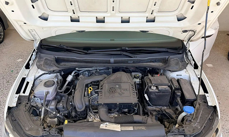 Volkswagen Polo Comf...