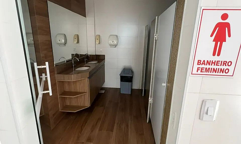 Imóvel Para Venda Po...