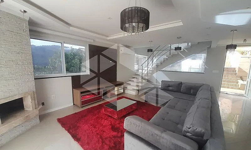 Triplex Mobiliado De...