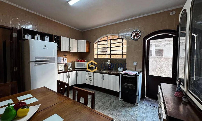 Casa Com 3 Dormitóri...