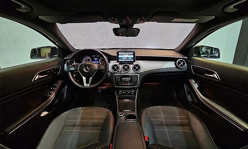 Mercedes-Benz Gla 20...