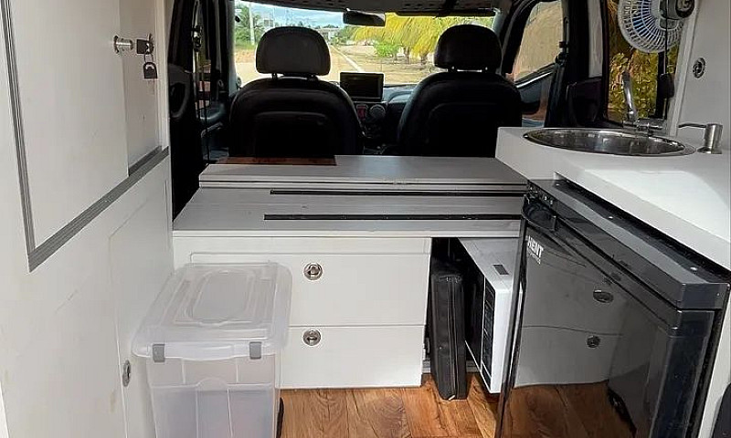 Fiat Doblo Essence 1...