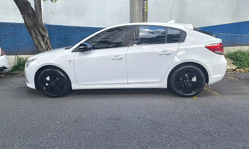 Chevrolet Cruze Hb S...