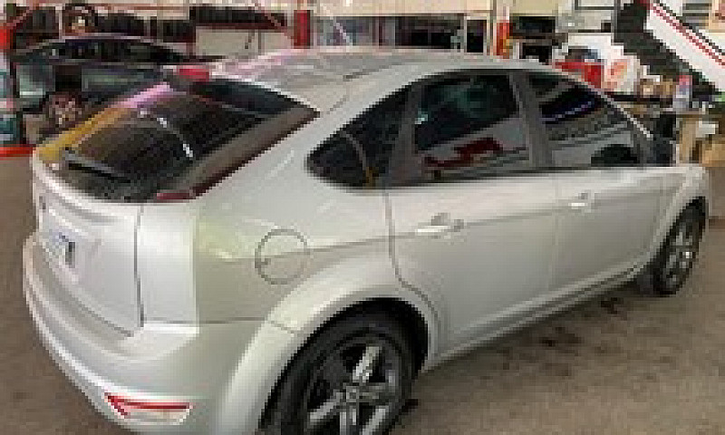 Focus 2011 1.6 ...